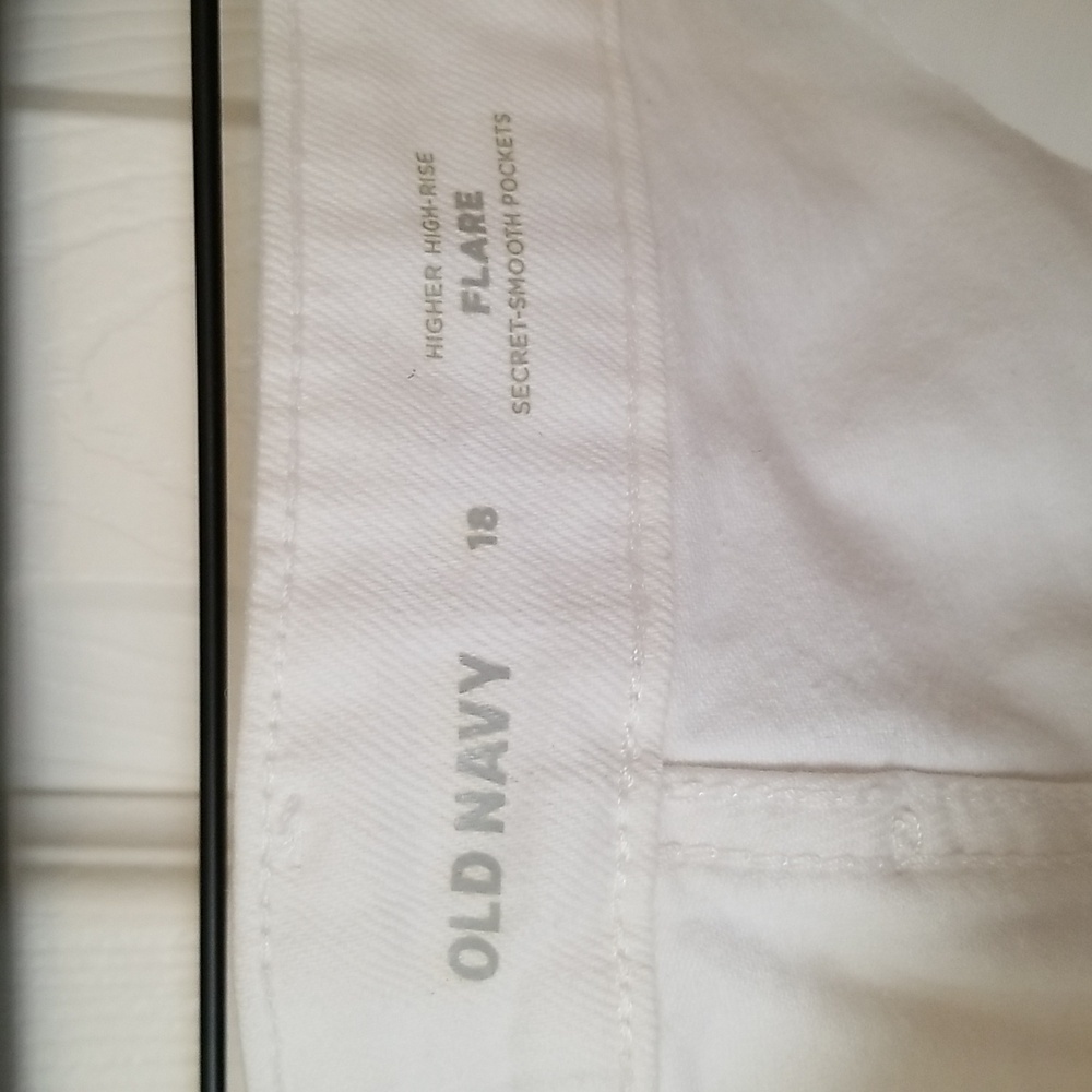 Old Navy 18 High Rise Jeans - Picture 7 of 12